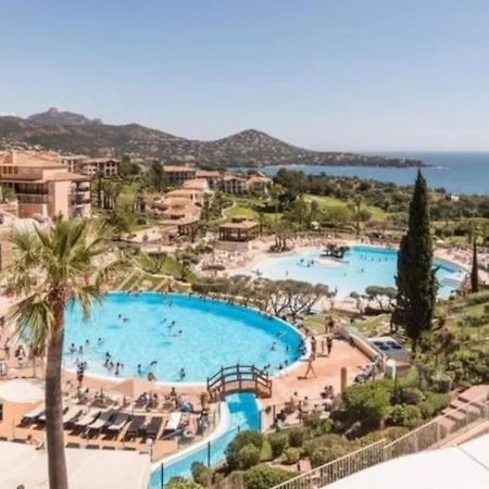 Superbe Appartement Village Cap Esterel 4P Climatise Сен-Рафаэль Экстерьер фото
