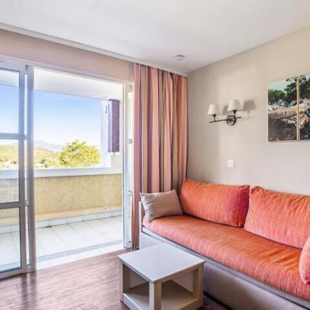 Superbe Appartement Village Cap Esterel 4P Climatise Сен-Рафаэль Экстерьер фото