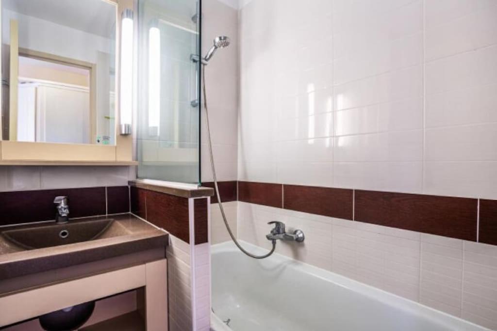 Superbe Appartement Village Cap Esterel 4P Climatise Сен-Рафаэль Экстерьер фото